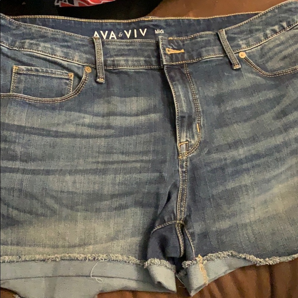 Demi’s shorts